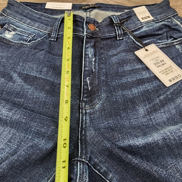 NWT JUDY BLUE Distressed Mid Rise Dark Wash Denim Skinny Fit Jean 14 W - Picture 11 of 15